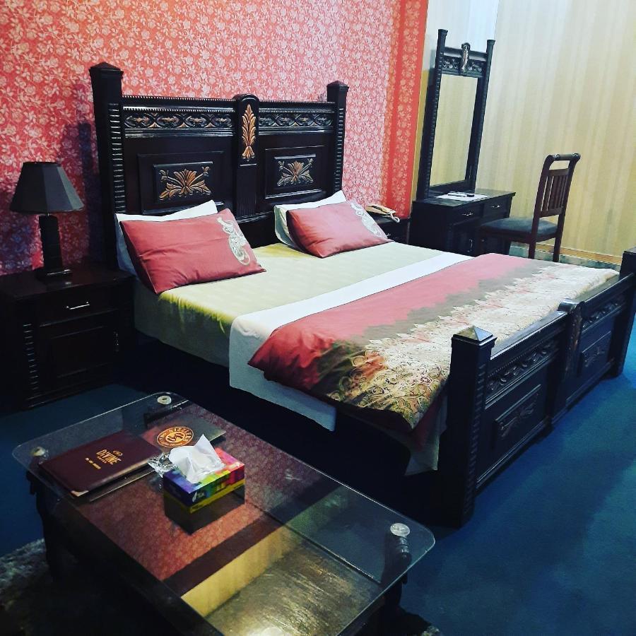 Divine Hotel Rawalpindi Exterior photo